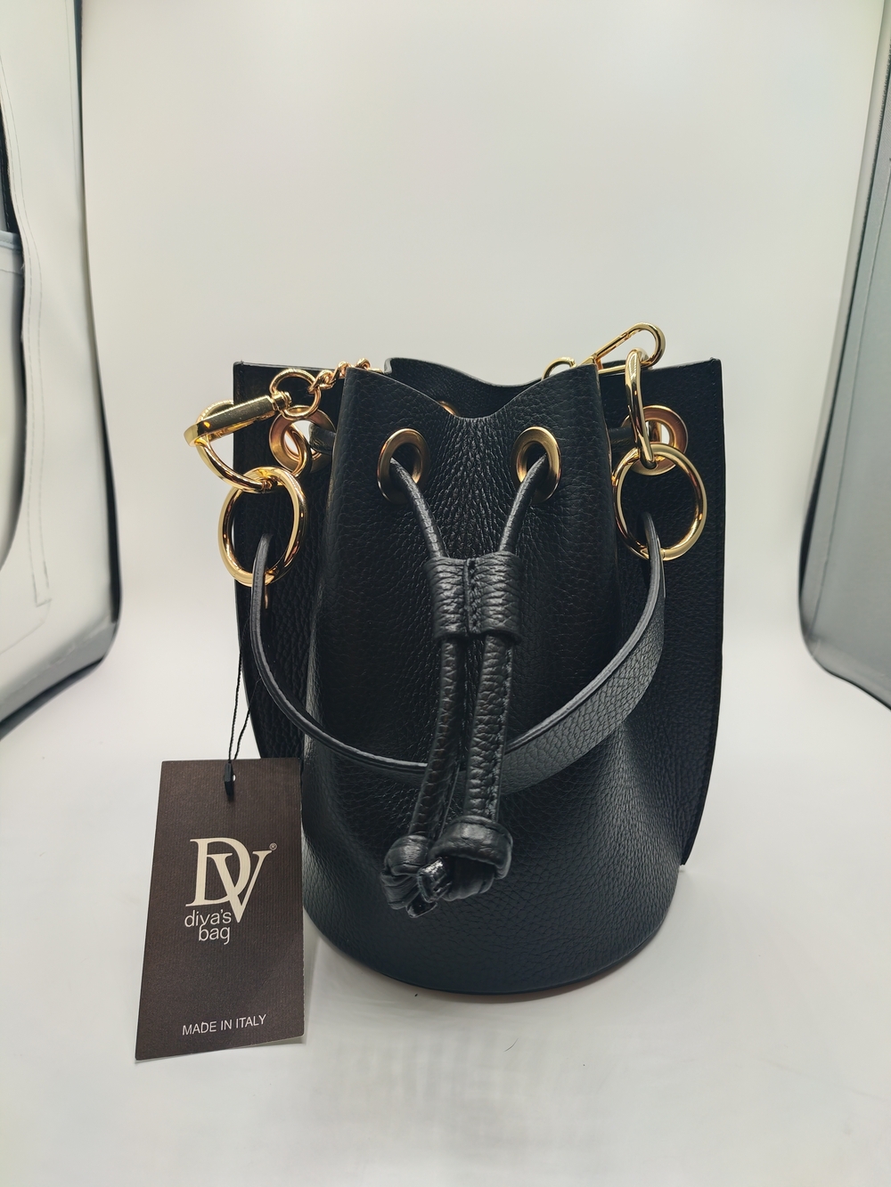 Divas Bag Black Bucket Drawstring Bag- NWT - Picture 2 of 11